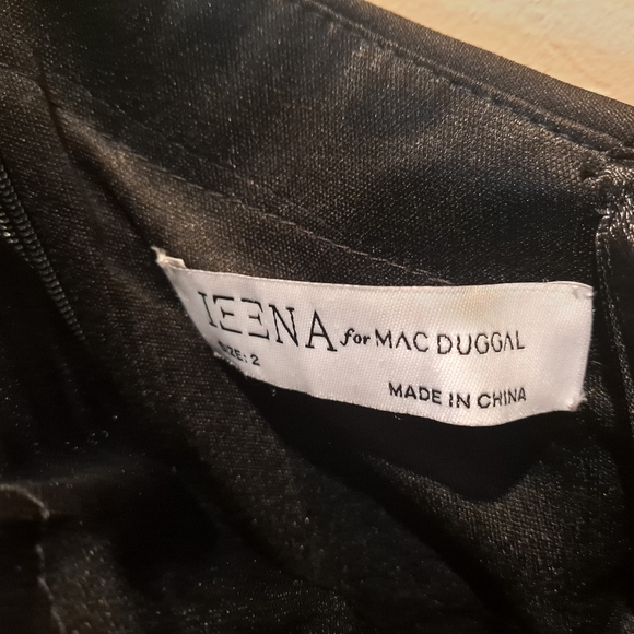 IEENA for MAC DUGGAL 26541 ONE SHOULDER LAYERED RUFFLE GOWN Size 2 - Picture 6 of 11